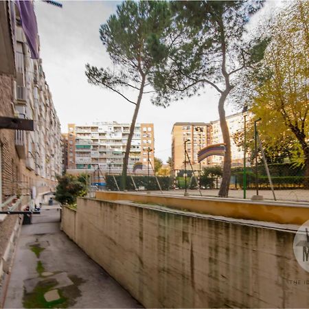 Confort Con Parking Para 3, Vive La Latina Madrid Luaran gambar
