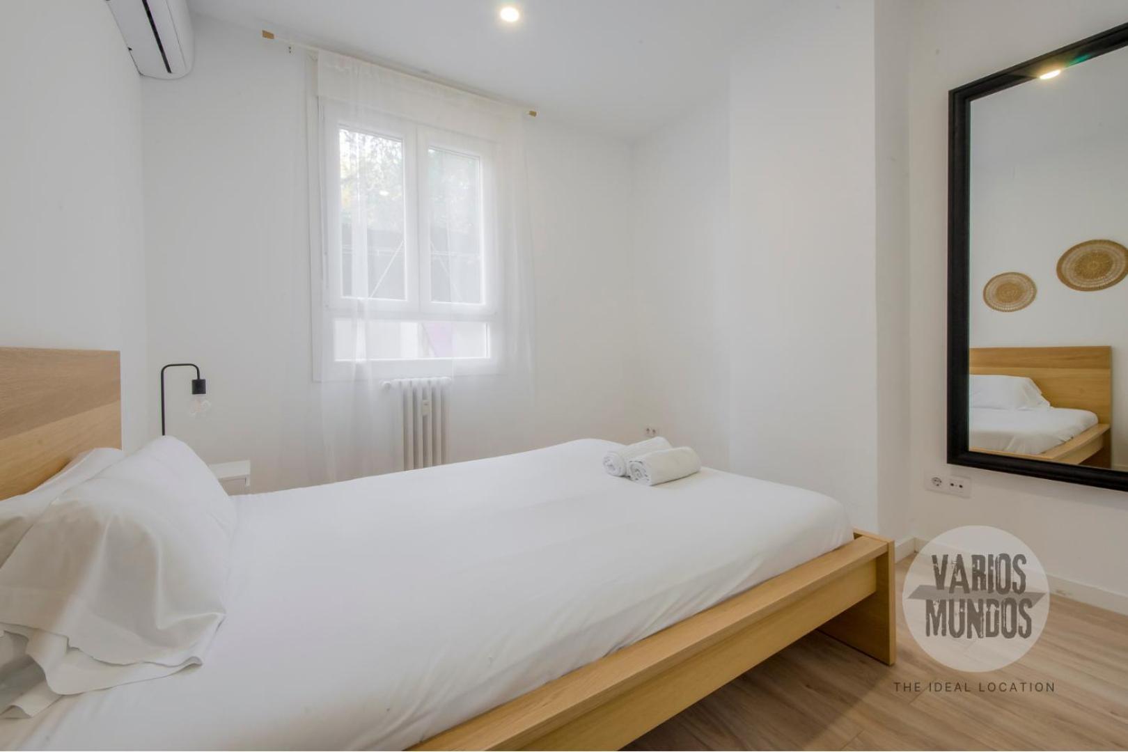 Confort Con Parking Para 3, Vive La Latina Madrid Luaran gambar